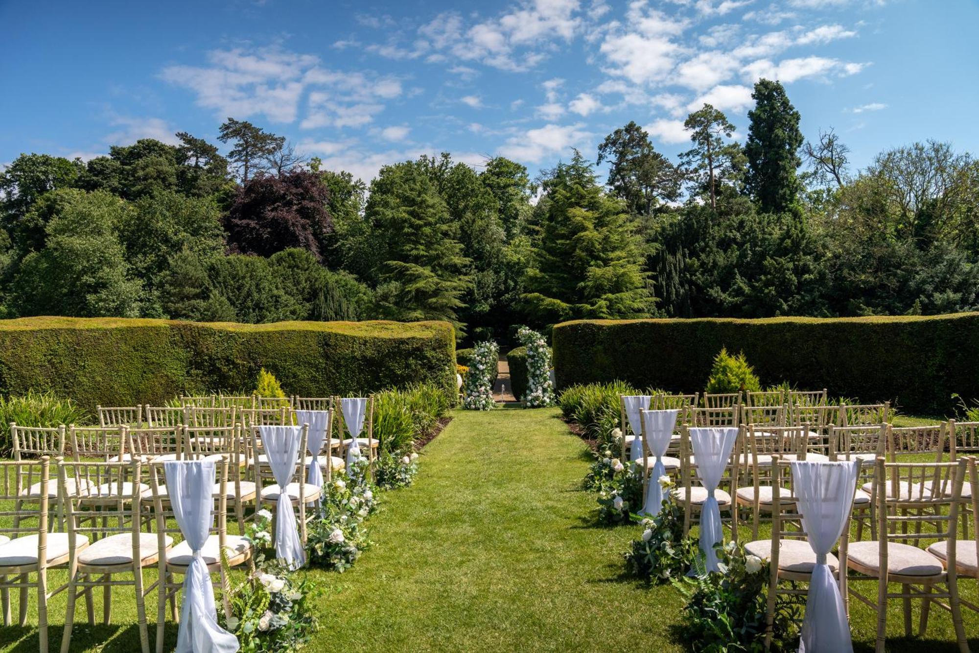 Hunton Park Hotel Kings Langley Exterior foto